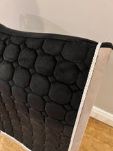 Load image into Gallery viewer, Velvet Saddle pad black and taupe
